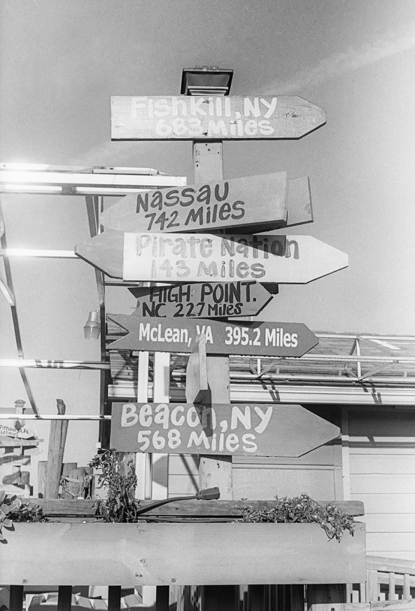 1962 Petri 7S, Eastman Double X film in Rodinal at 1:60