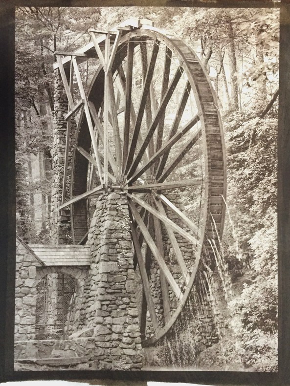 Van Dyke Brown, Berry Mill, Lana Aquarelle Paper