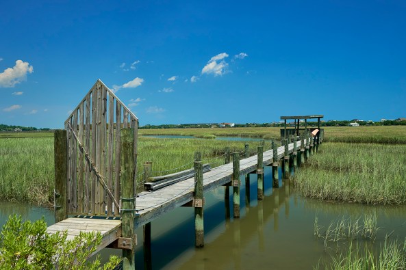 Pawleys Island Marsh, Sony A6300 with the Sony/Zeiss 24-70 f/4 and a polarizer. 