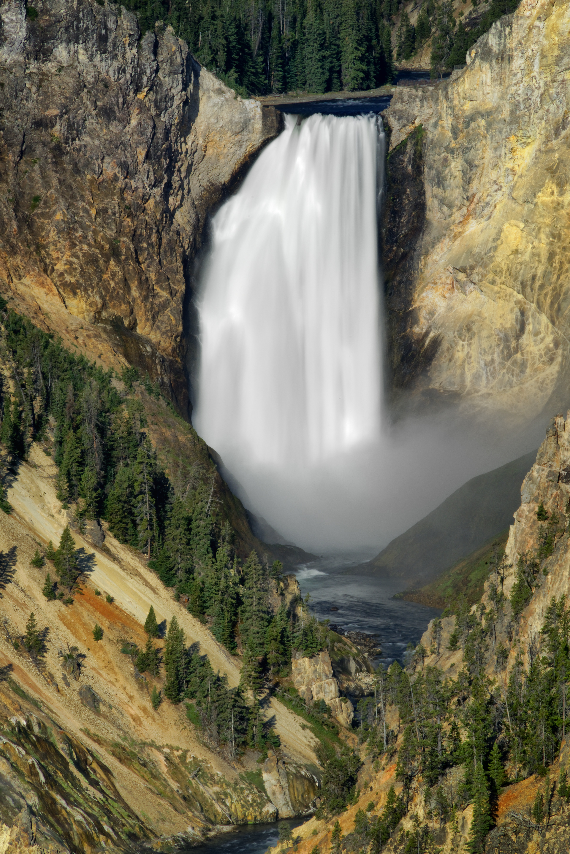 Lower Yellowstone Falls Detail