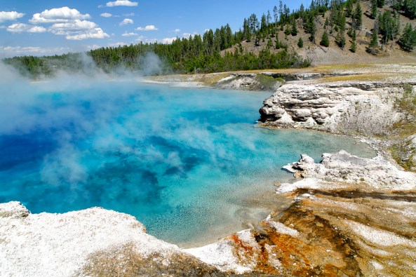Blue Pool, Prismatic Spring Yellowstone