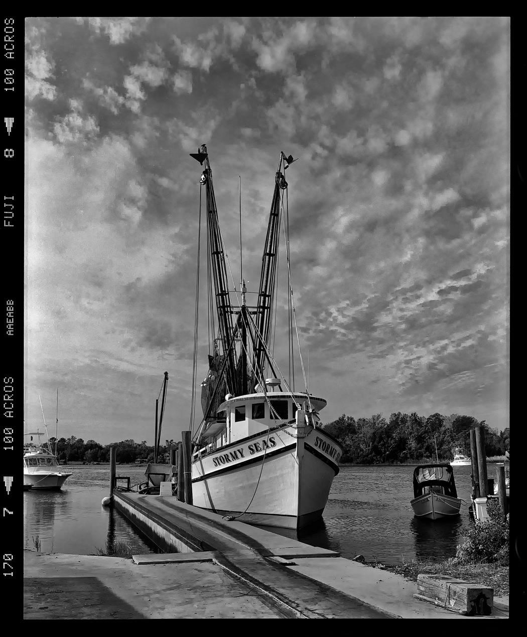Stormy Seas, Fuji GF670, Tmax 100, Perceptol 1:1, Wet Mount Scan