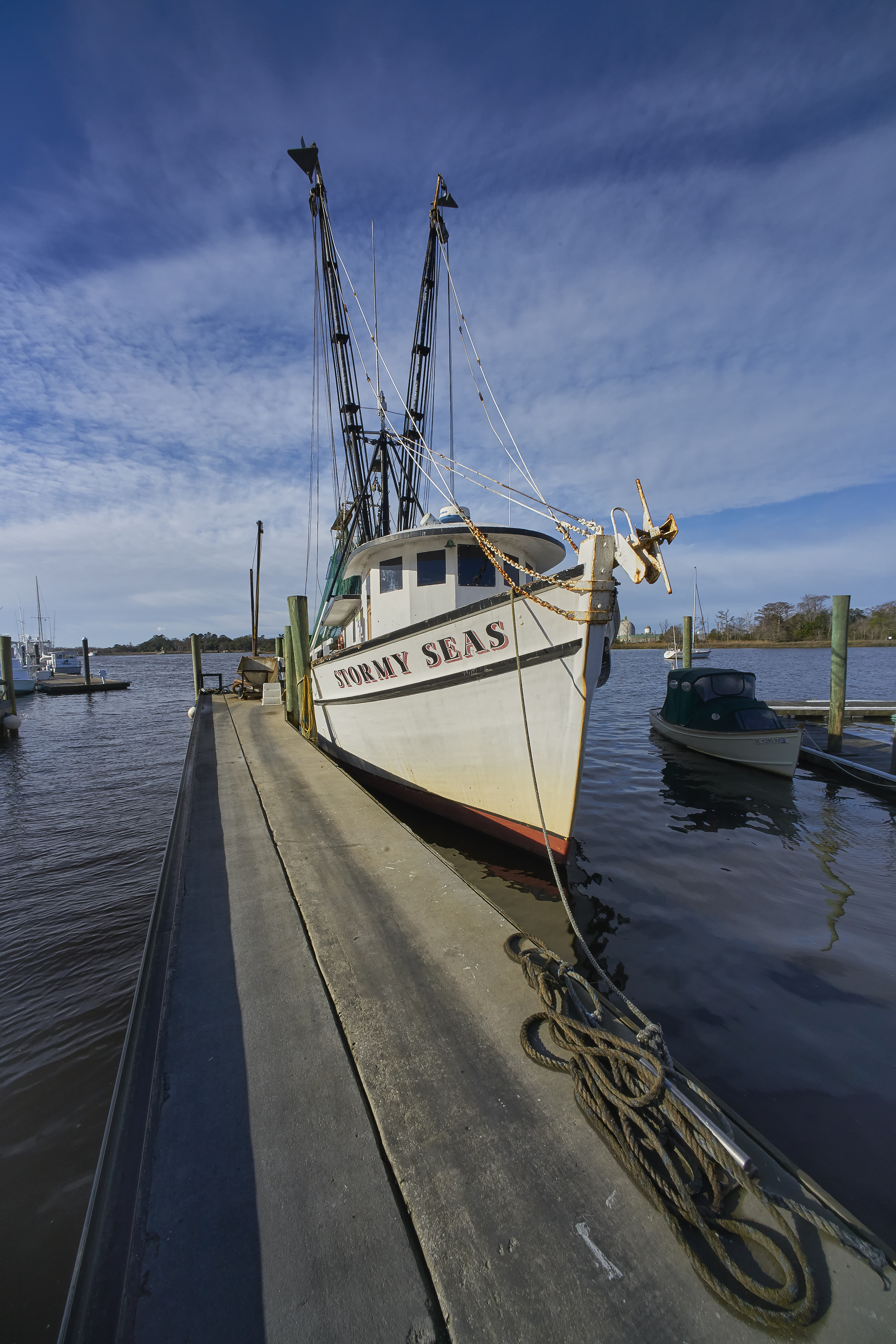 Stormy Seas with the Voigtlander 12mm Ultra Wide Heliar M Mount Lens and the Techart Auto Focus Leica to Sony adapter